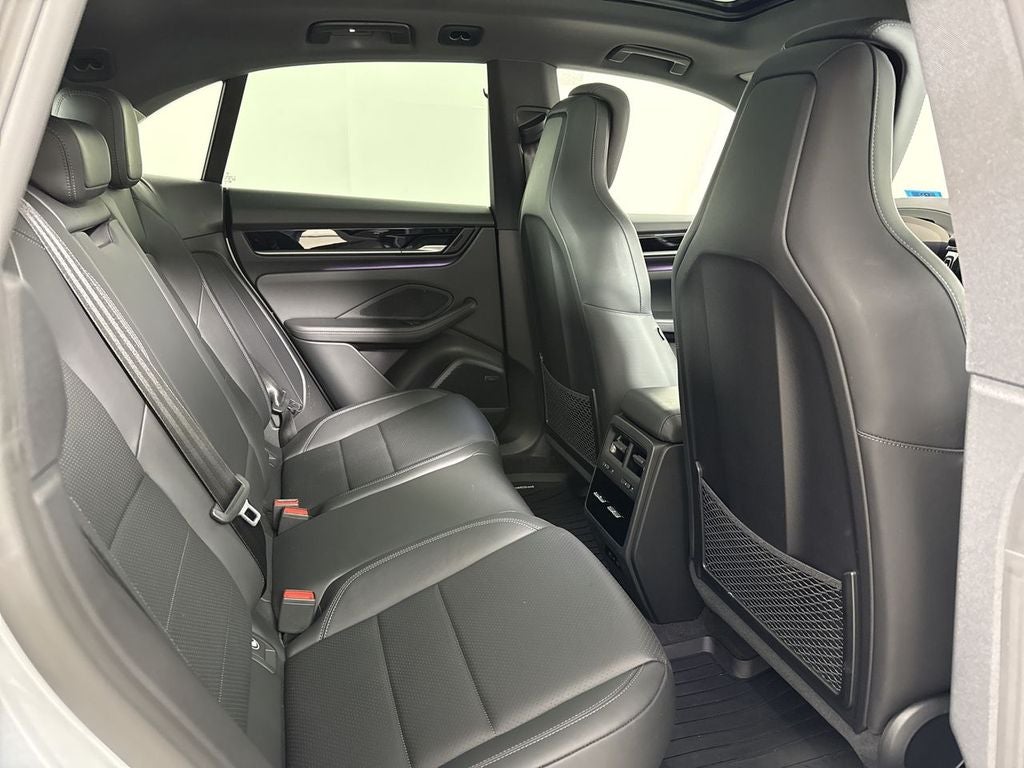 2025 Porsche Macan Electric Electric 4