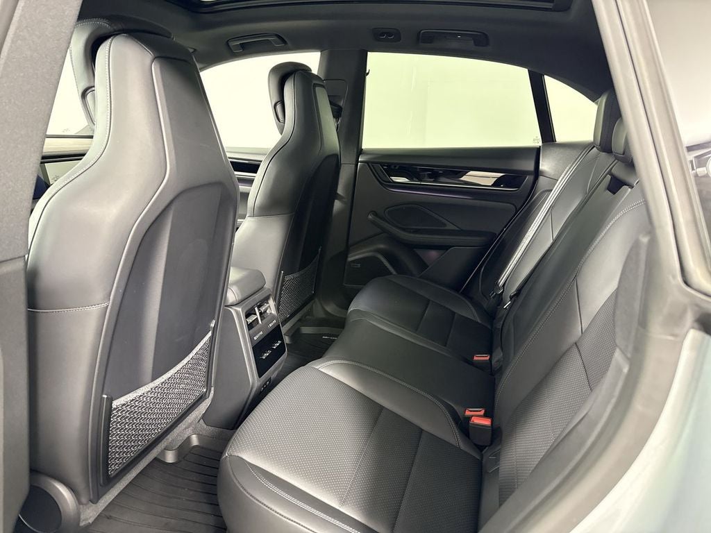 2025 Porsche Macan Electric Electric 4