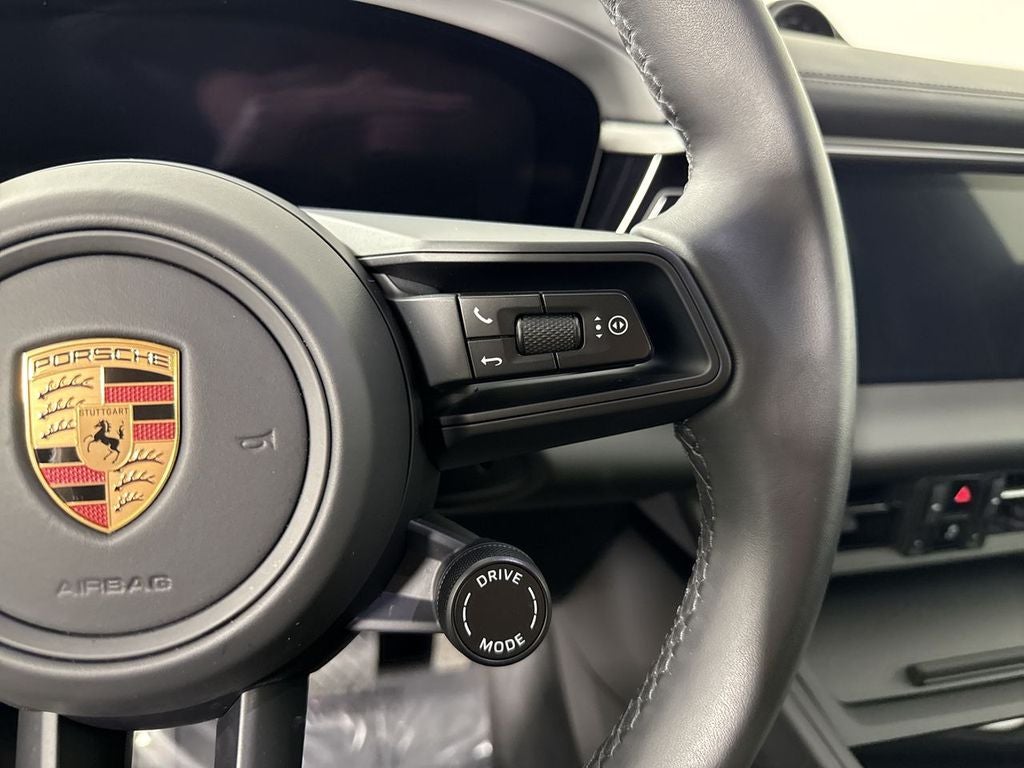 2025 Porsche Macan Electric Electric 4