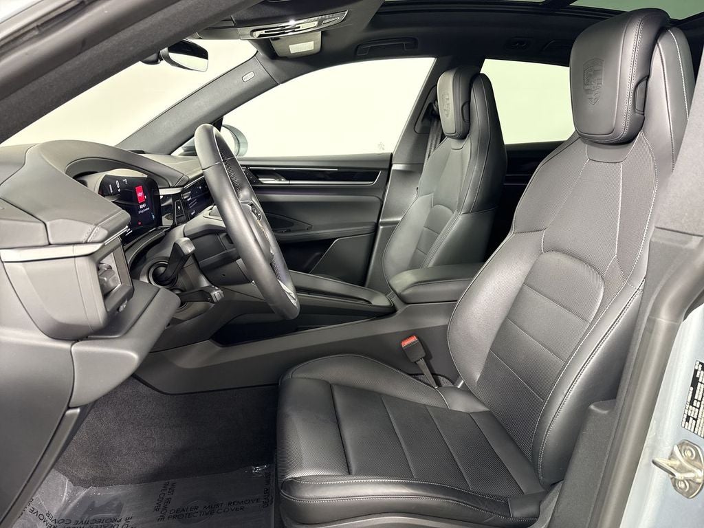 2025 Porsche Macan Electric Electric 4