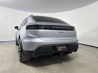 2026 Porsche Macan Electric Electric 4