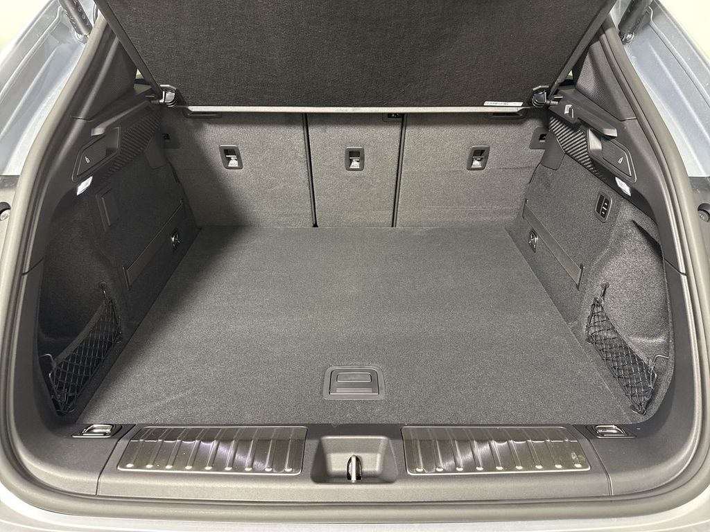 2026 Porsche Macan Electric Electric 4