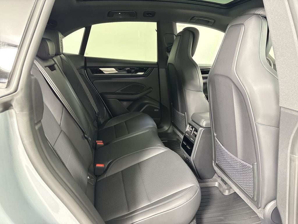 2026 Porsche Macan Electric Electric 4