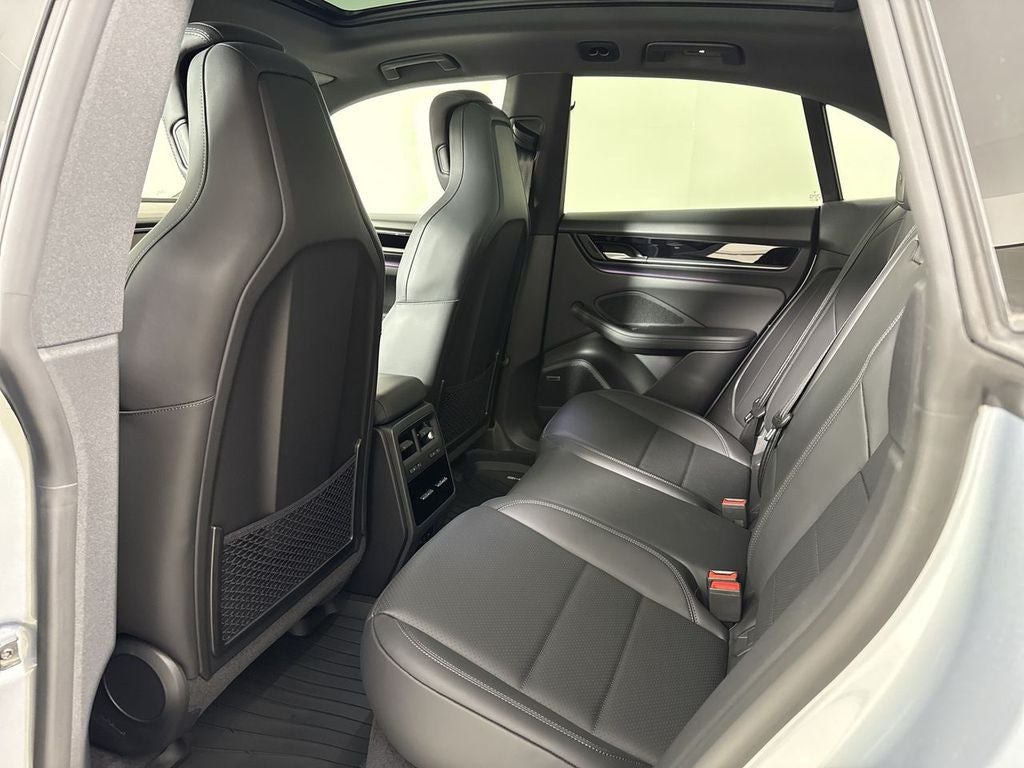 2026 Porsche Macan Electric Electric 4