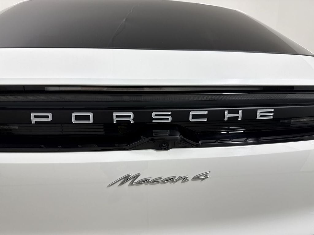 2025 Porsche Macan Electric Macan 4 Electric