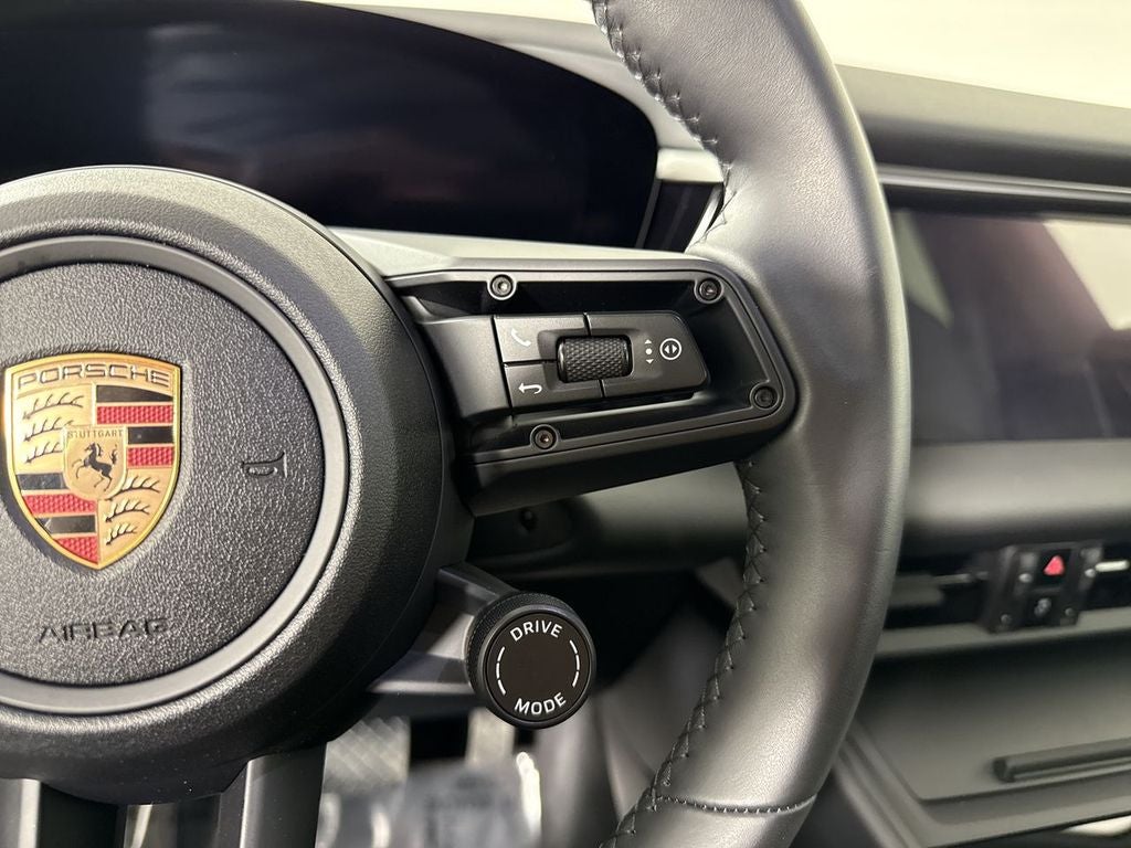 2025 Porsche Macan Electric Macan 4 Electric