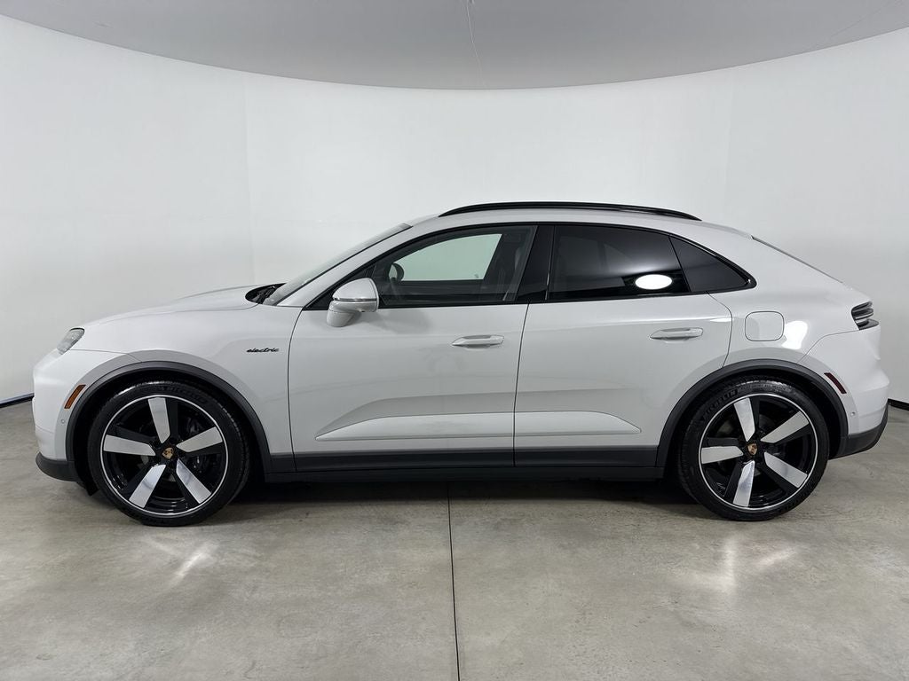2026 Porsche Macan Electric Electric 4