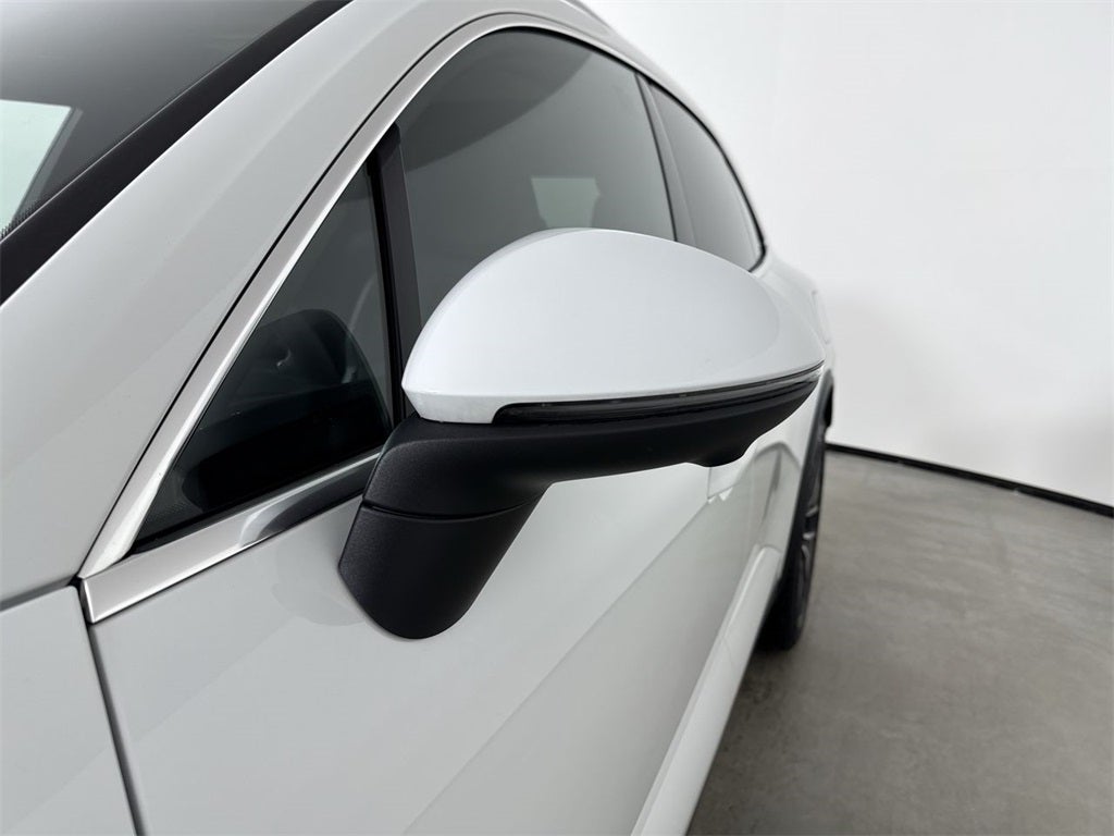 2025 Porsche Macan Electric Electric 4