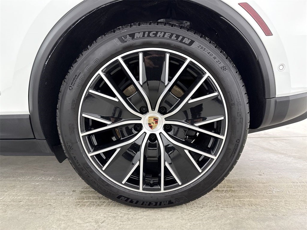 2025 Porsche Macan Electric Electric 4