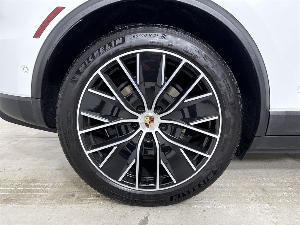 2025 Porsche Macan Electric Electric 4