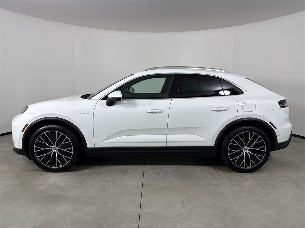 2025 Porsche Macan Electric Electric 4