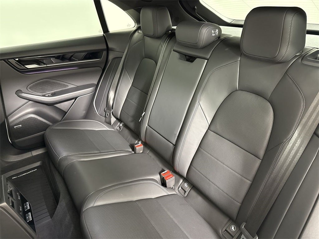 2025 Porsche Macan Electric Electric 4