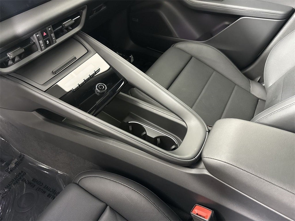 2025 Porsche Macan Electric Electric 4