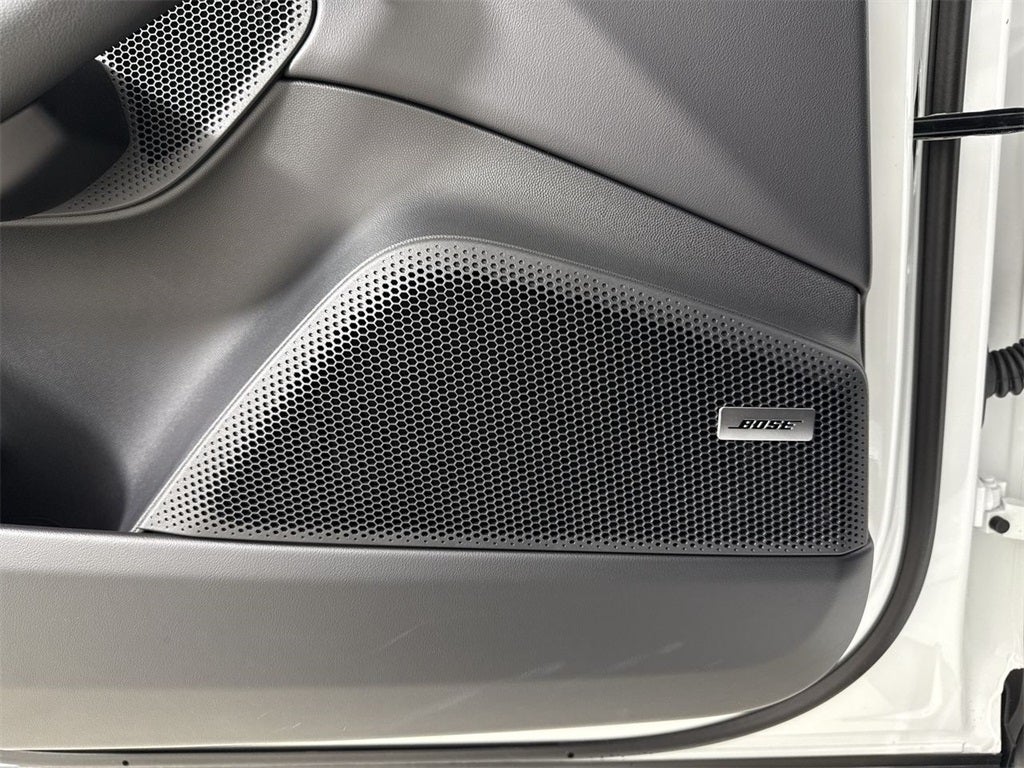 2025 Porsche Macan Electric Electric 4