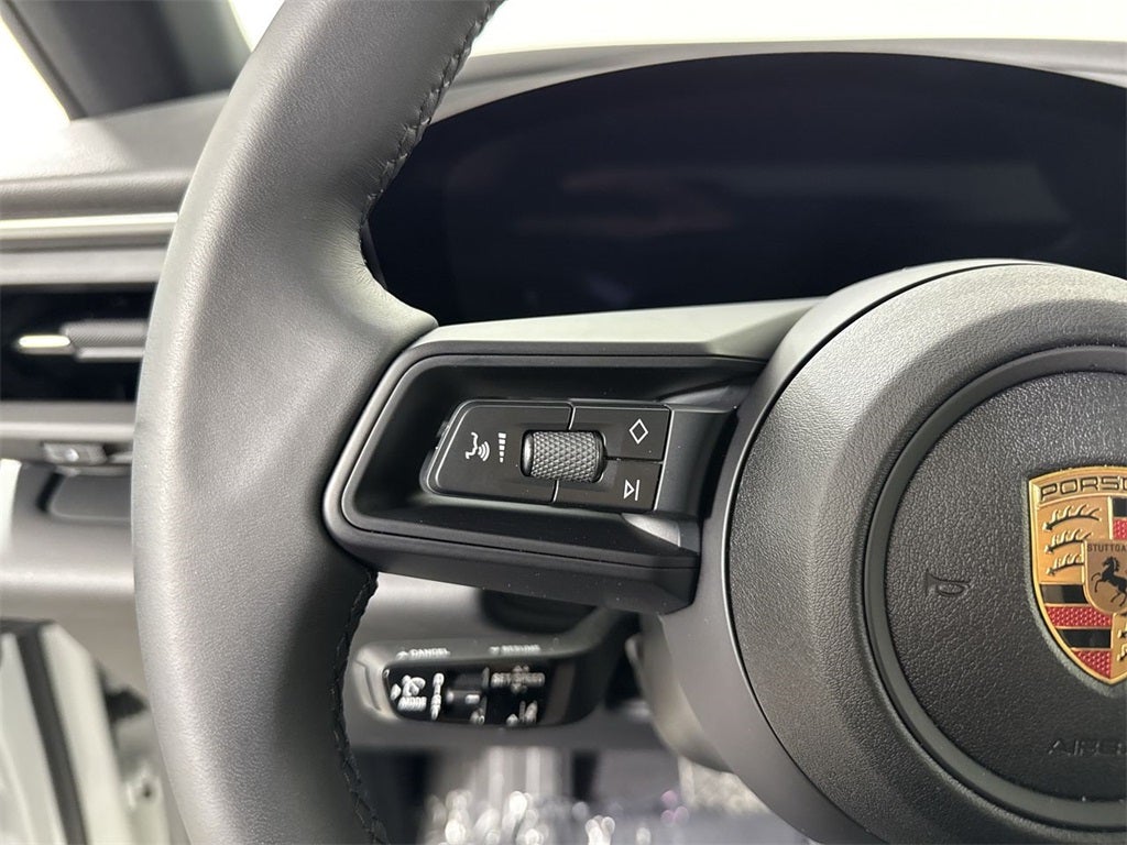 2025 Porsche Macan Electric Electric 4