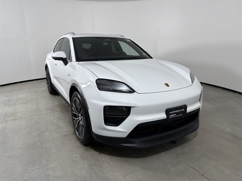 2025 Porsche Macan Electric Electric 4