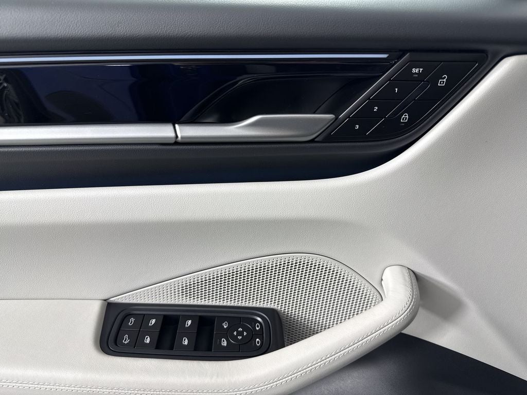 2026 Porsche Macan Electric Electric 4