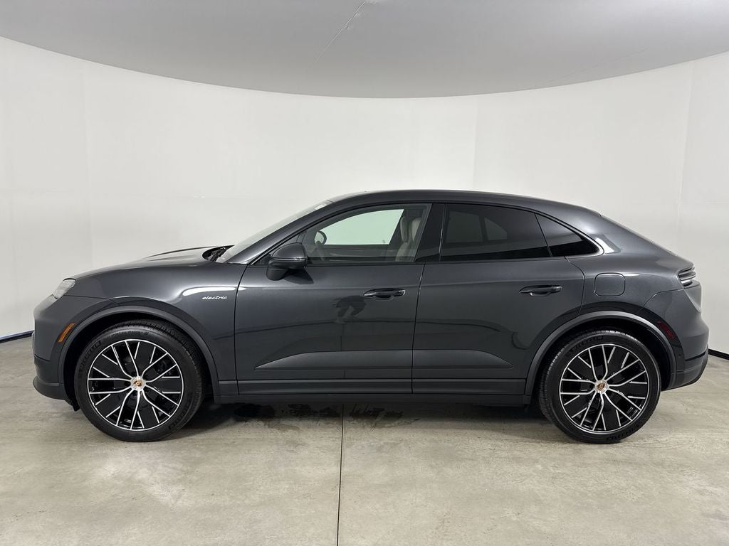 2026 Porsche Macan Electric Electric 4