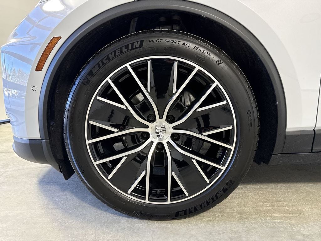 2026 Porsche Macan Electric Electric 4