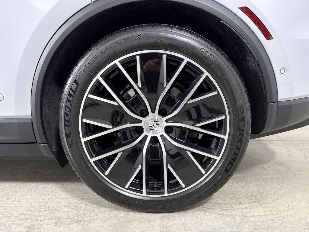 2026 Porsche Macan Electric Electric 4