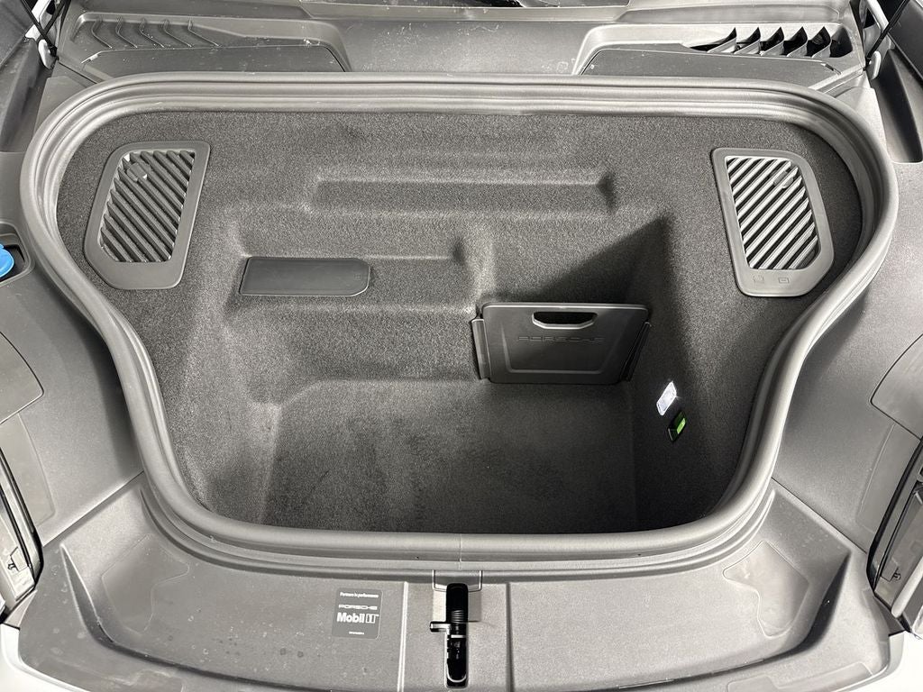 2026 Porsche Macan Electric Electric 4