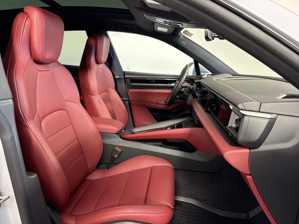 2026 Porsche Macan Electric Electric 4