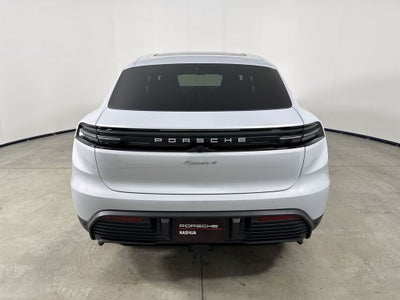 2026 Porsche Macan Electric Electric 4