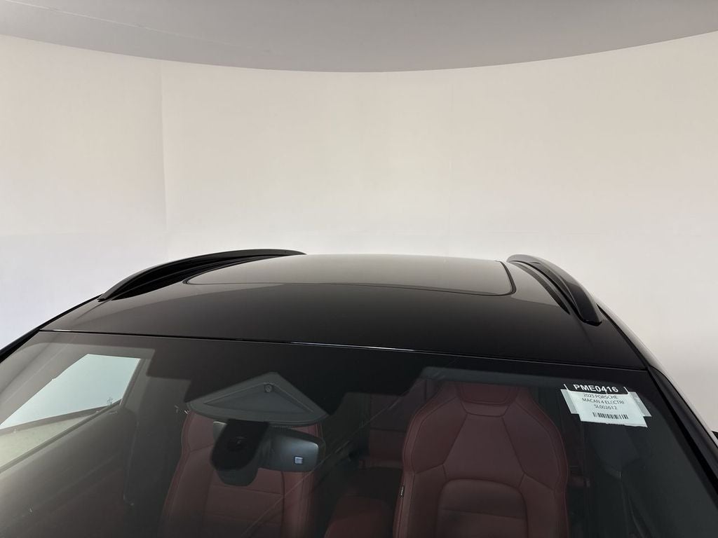 2025 Porsche Macan Electric Electric 4