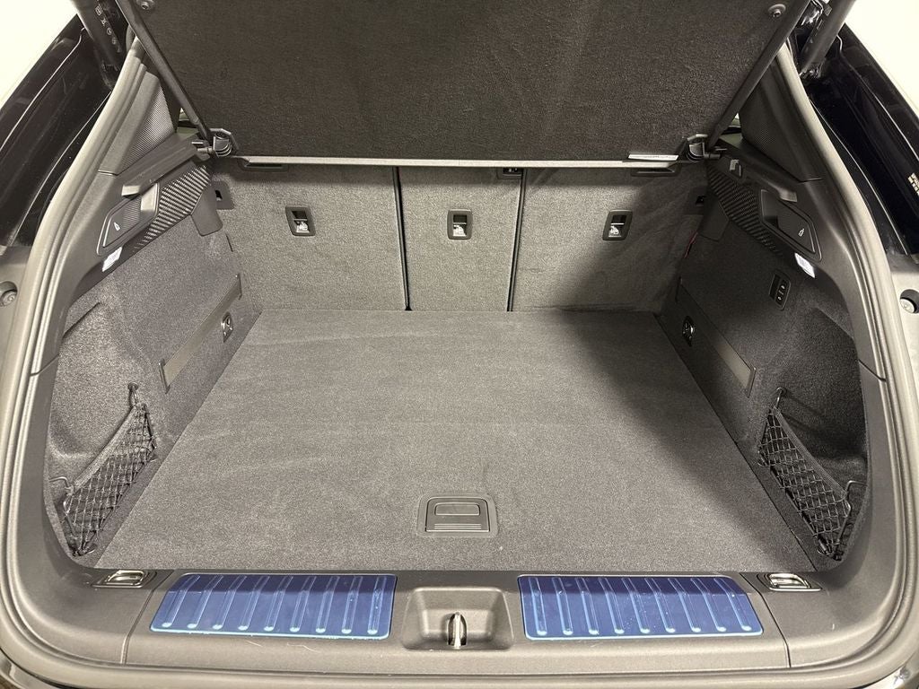 2025 Porsche Macan Electric Electric 4