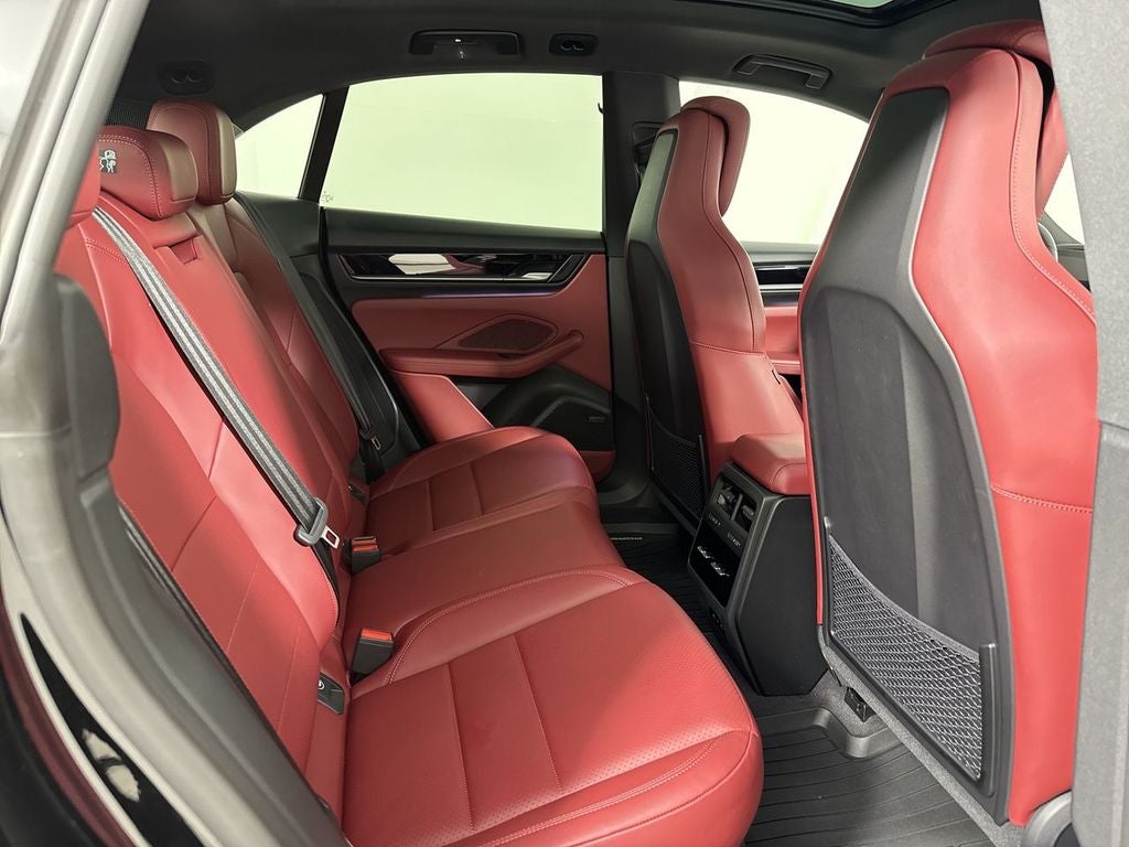 2025 Porsche Macan Electric Electric 4