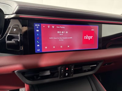 2025 Porsche Macan Electric Electric 4