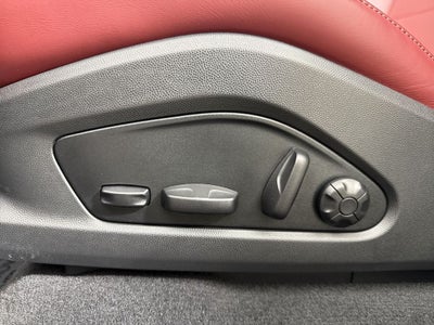 2025 Porsche Macan Electric Electric 4