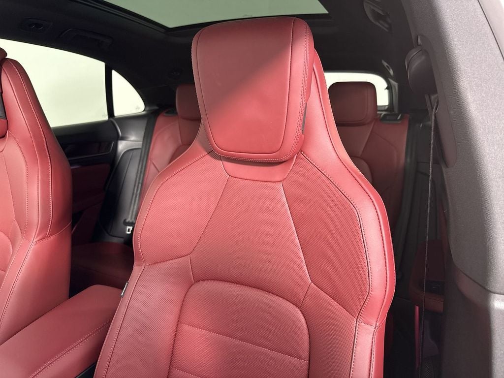 2025 Porsche Macan Electric Electric 4