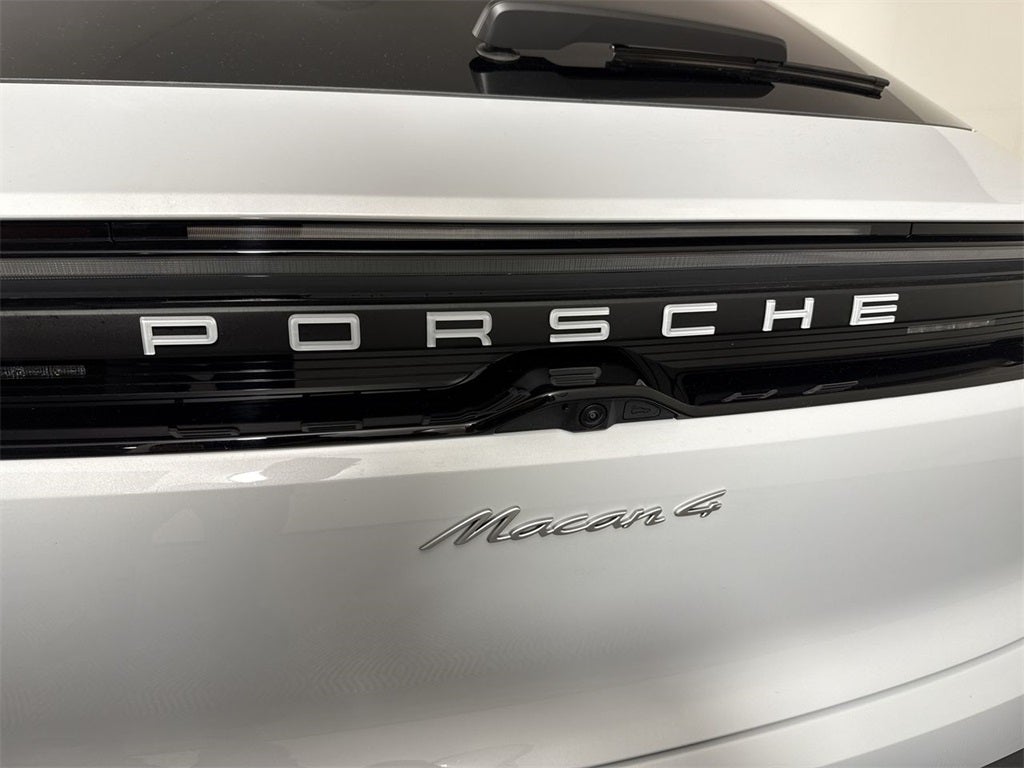 2025 Porsche Macan Electric Electric 4
