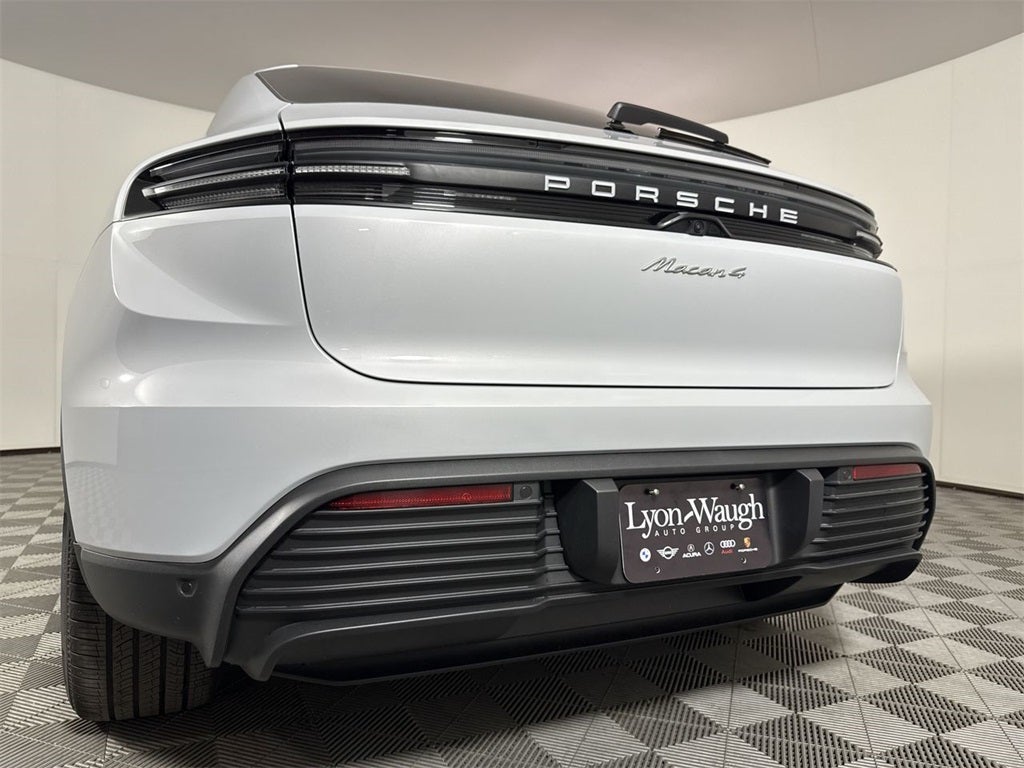 2025 Porsche Macan Electric Electric 4