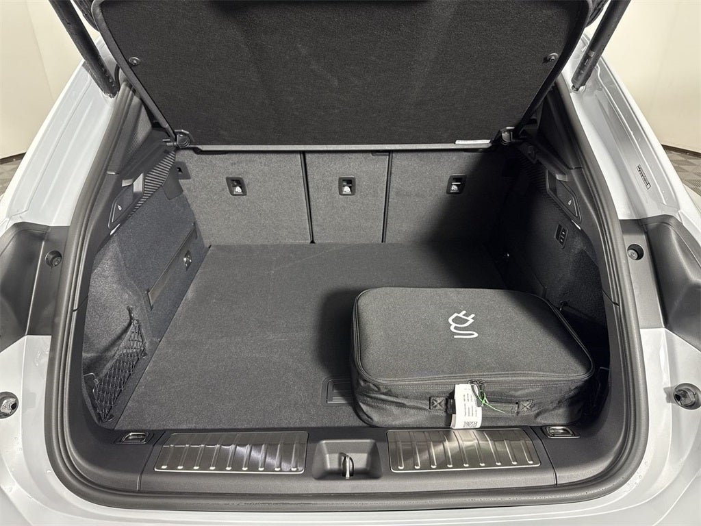 2025 Porsche Macan Electric Electric 4