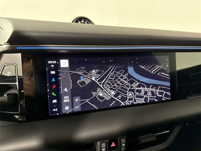 2025 Porsche Macan Electric Electric 4