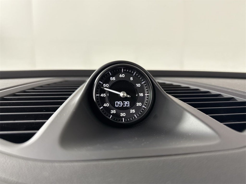 2025 Porsche Macan Electric Electric 4