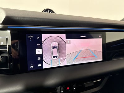 2025 Porsche Macan Electric Electric 4