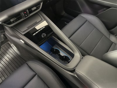 2025 Porsche Macan Electric Electric 4