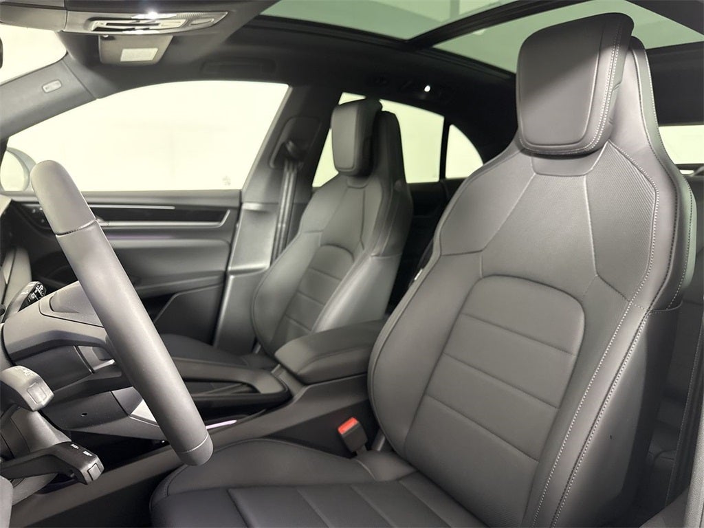 2025 Porsche Macan Electric Electric 4