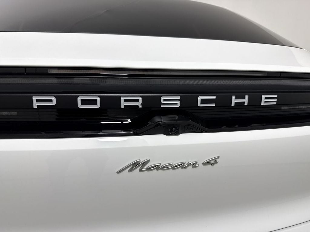 2025 Porsche Macan Electric Electric 4