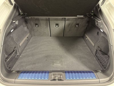 2025 Porsche Macan Electric Electric 4