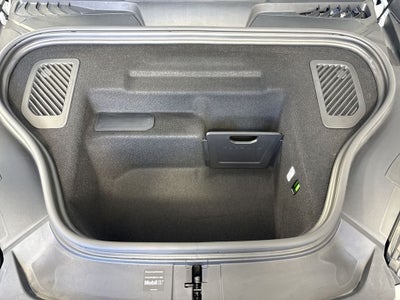 2025 Porsche Macan Electric Electric 4