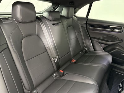 2025 Porsche Macan Electric Electric 4