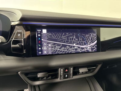 2025 Porsche Macan Electric Electric 4