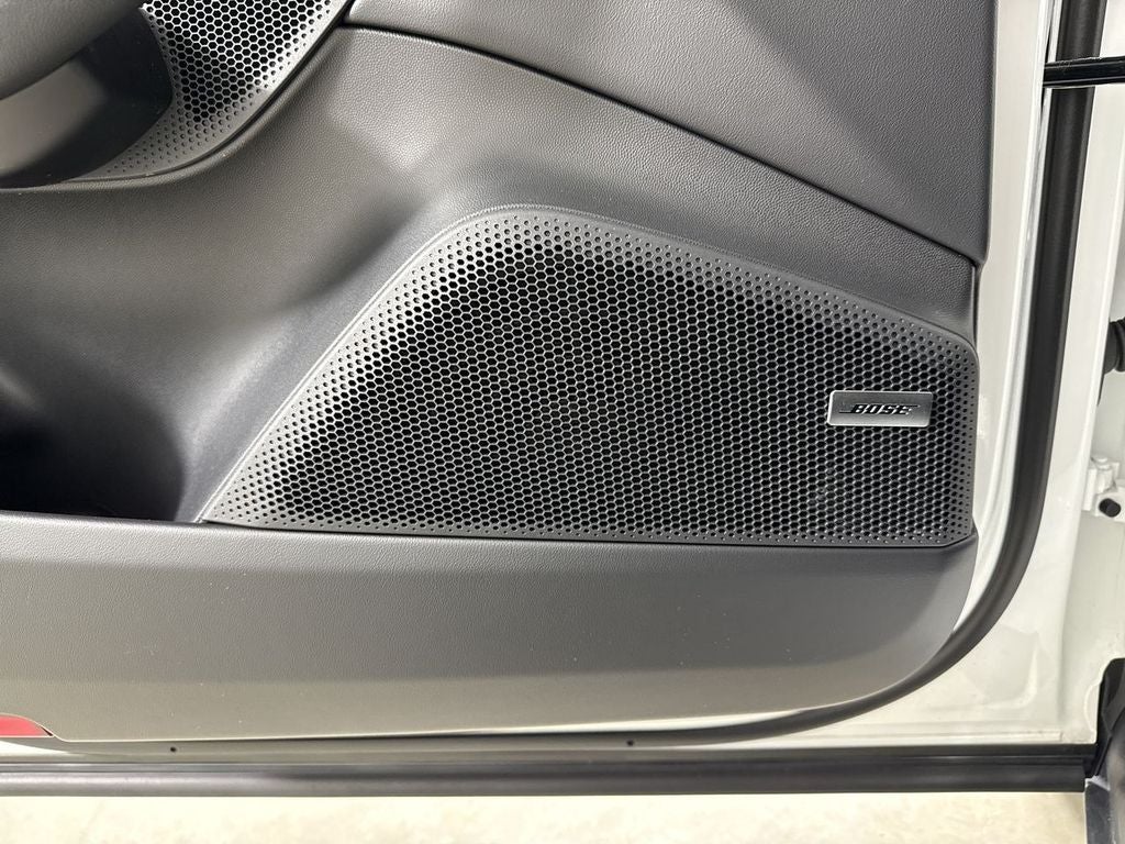 2025 Porsche Macan Electric Electric 4