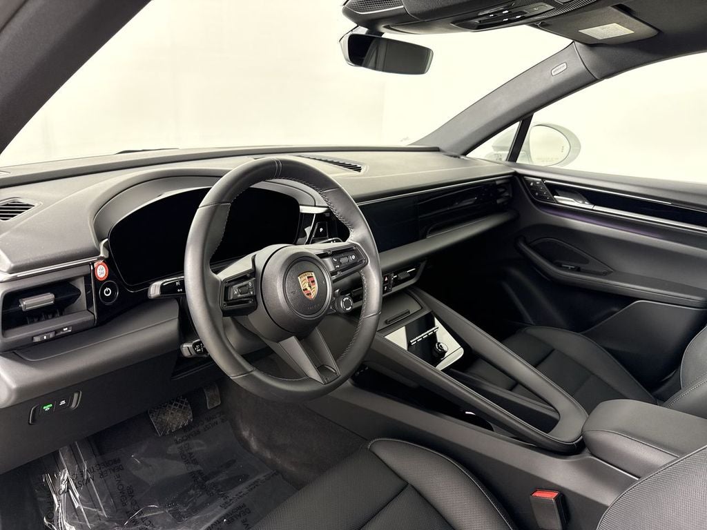 2025 Porsche Macan Electric Electric 4