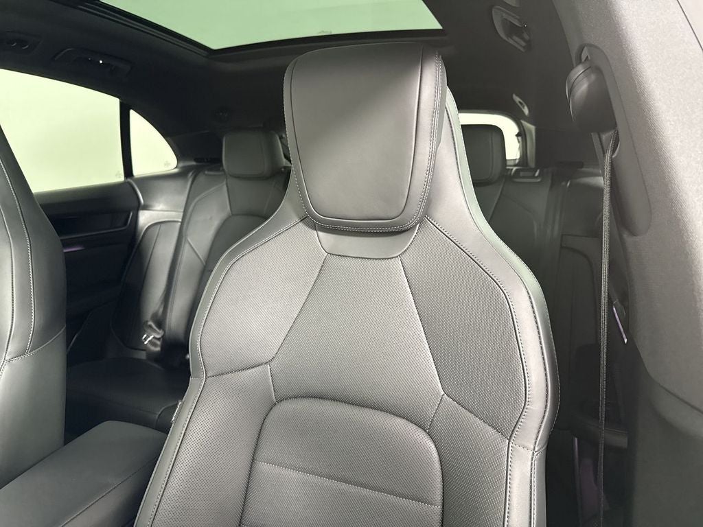 2025 Porsche Macan Electric Electric 4