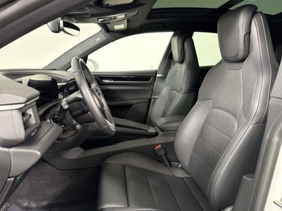 2025 Porsche Macan Electric Electric 4